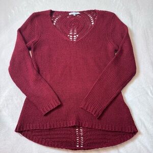 Tempo Paris Deep Red V-Neck Sweater